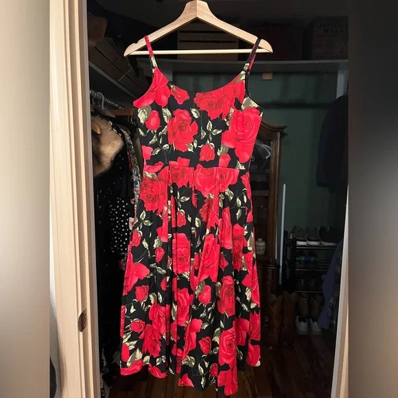 The Pretty Dress Company Priscilla Sorrento Size 8 UK - Picture 1 of 8